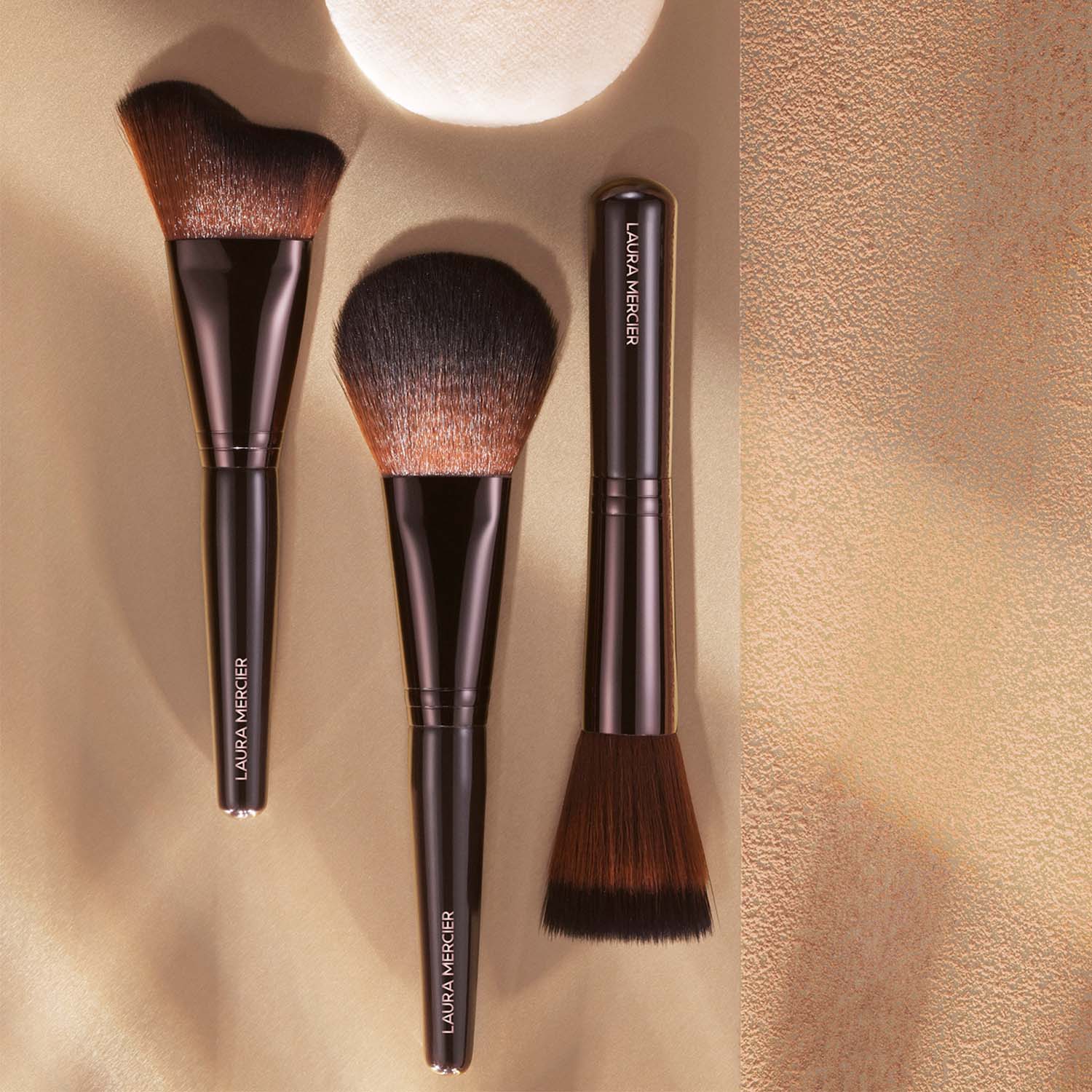 GLOW BRUSH